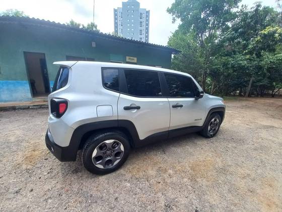 JEEP RENEGADE 1.8 16V FLEX SPORT 4P AUTOMÁTICO JEEP RENEGADE 1.8 16V FLEX SPORT 4P AUTOMÁTICO